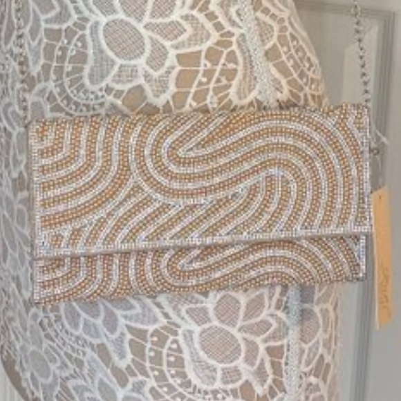 Badgley Mischka Elegant Golden Gem Pearlized Clutch Bag W Chain Shoulder Strap